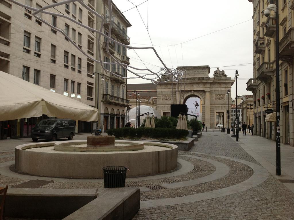 Corso Como N.6 Milano Bilik gambar